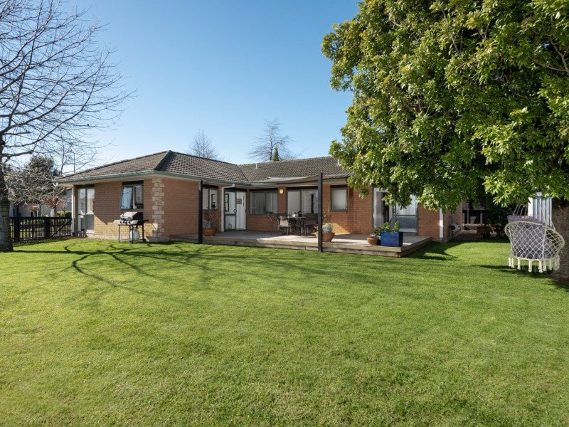 9 Acornia Close, Ohauiti, Tauranga - Carousel 1