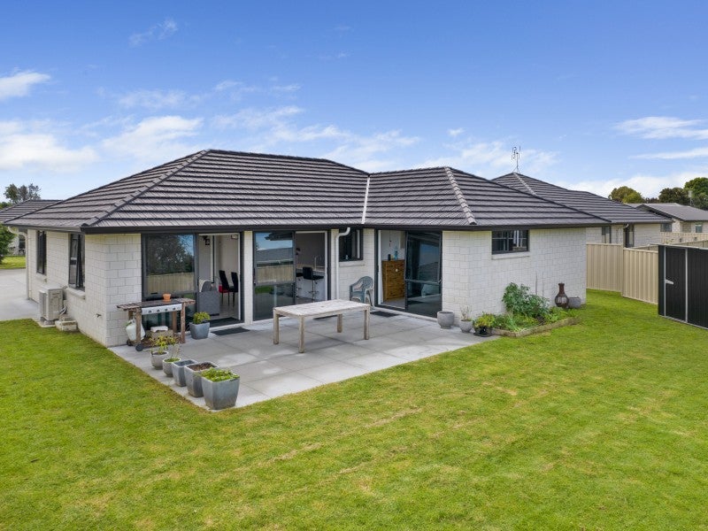 22F Clive Road, Katikati, Katikati - Carousel 2