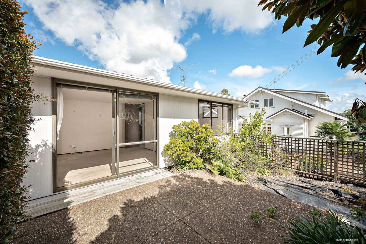 2/112 St Andrews Road, Epsom, Auckland - Carousel 2
