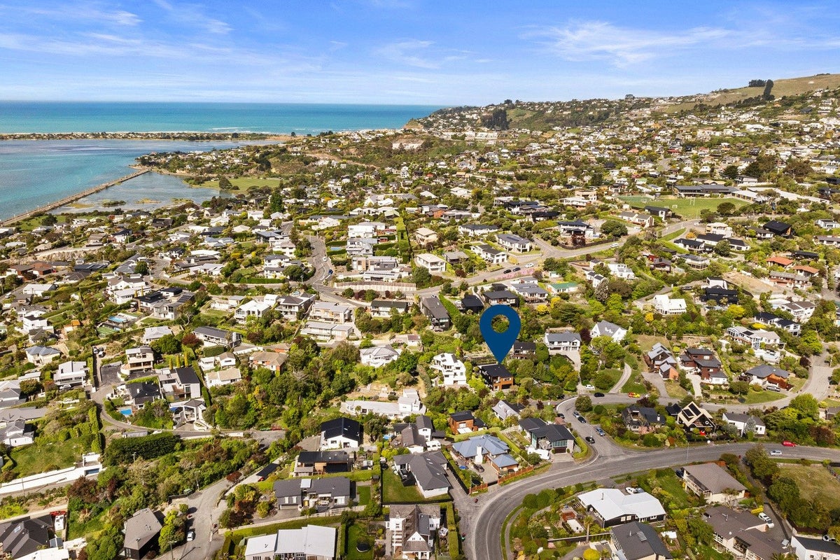11 Janice Place, Mount Pleasant, Christchurch - Carousel 36