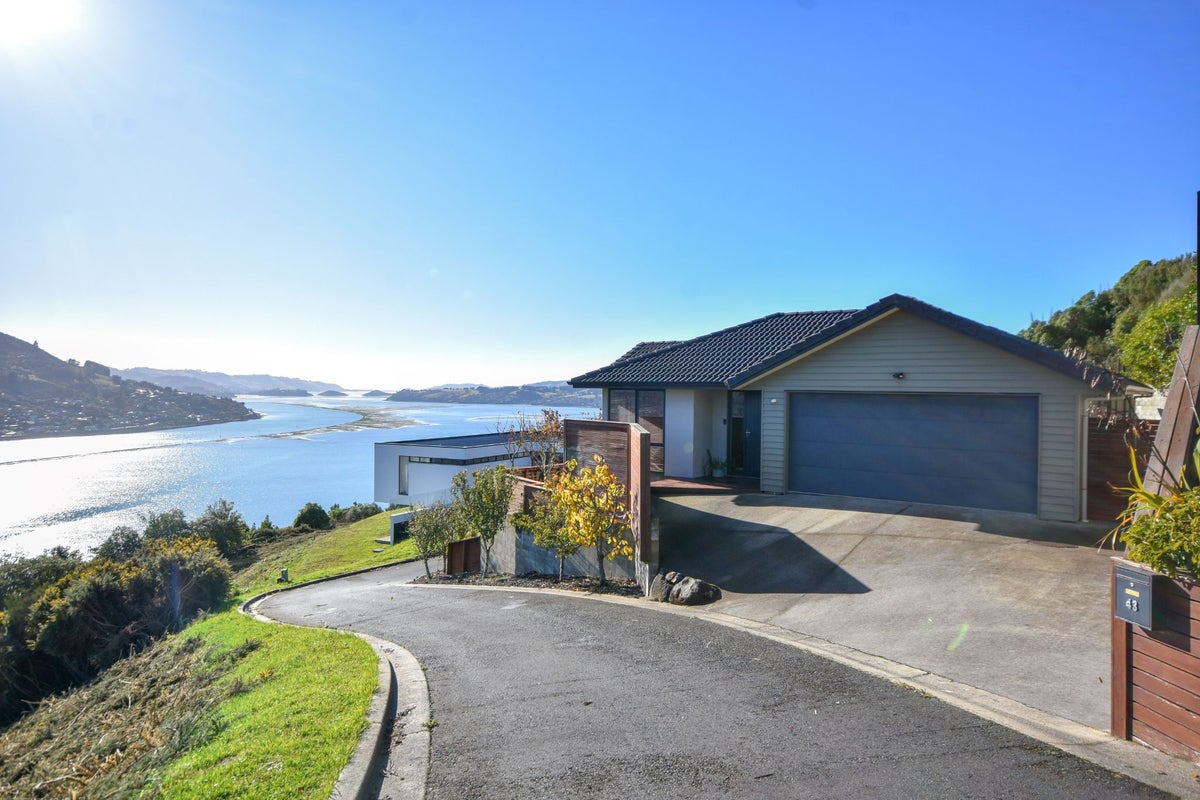 43 Connell Street, Waverley, Dunedin - Carousel 1