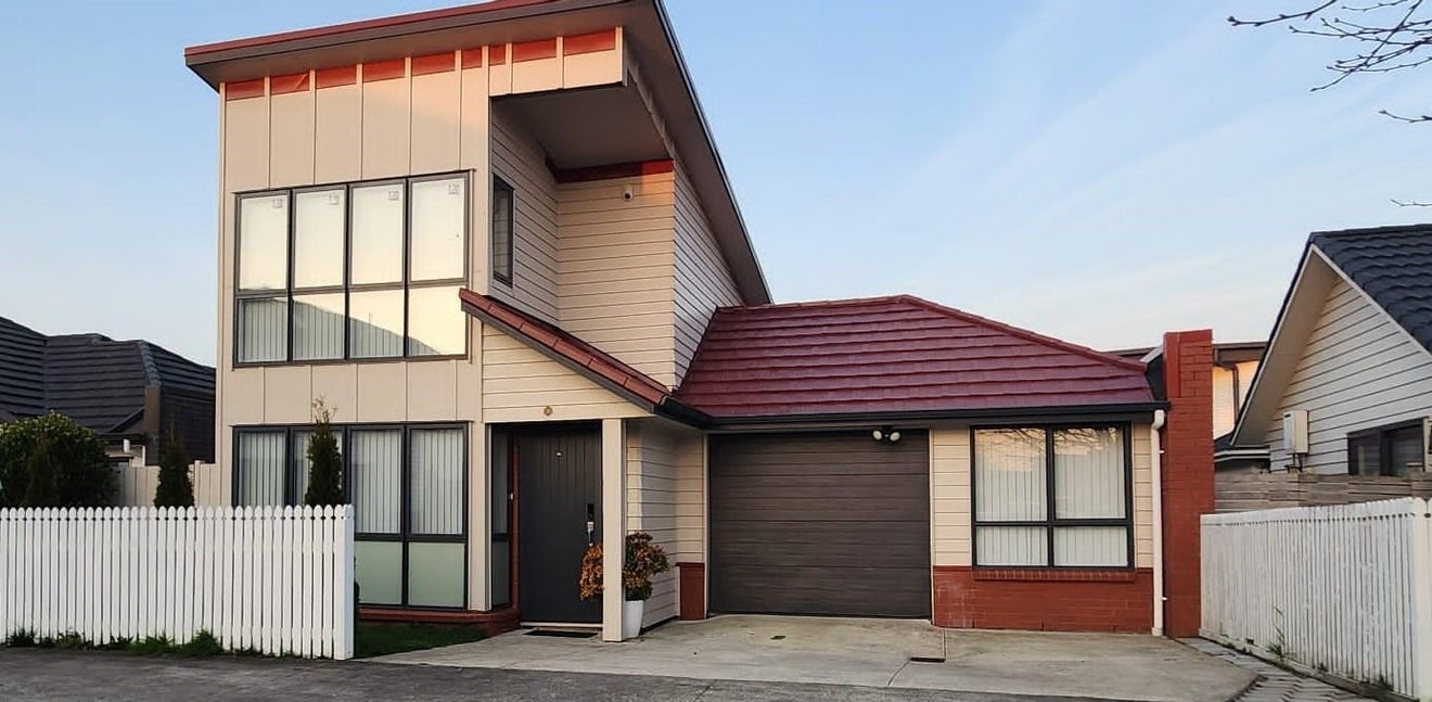 39 Matata Drive, Takanini, Auckland - Carousel 1