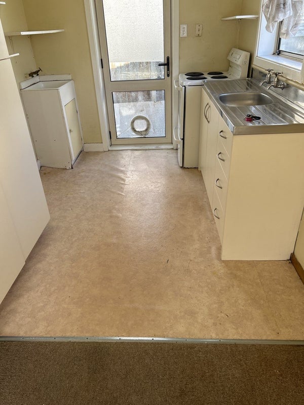 4/43 Whitmore Street, Edgeware, Christchurch - Carousel 2