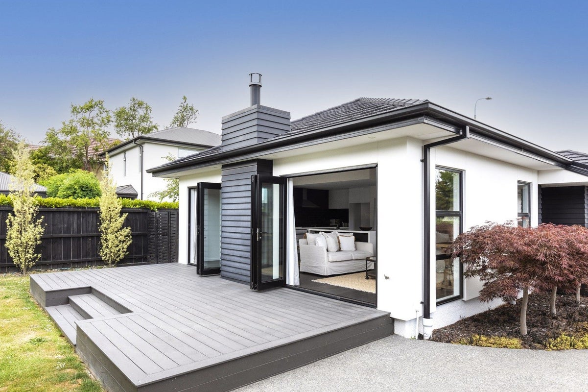 93 Edgeware Road, St Albans, Christchurch - Carousel 26