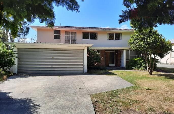 9 Fisher Avenue, Beckenham, Christchurch - Carousel 1