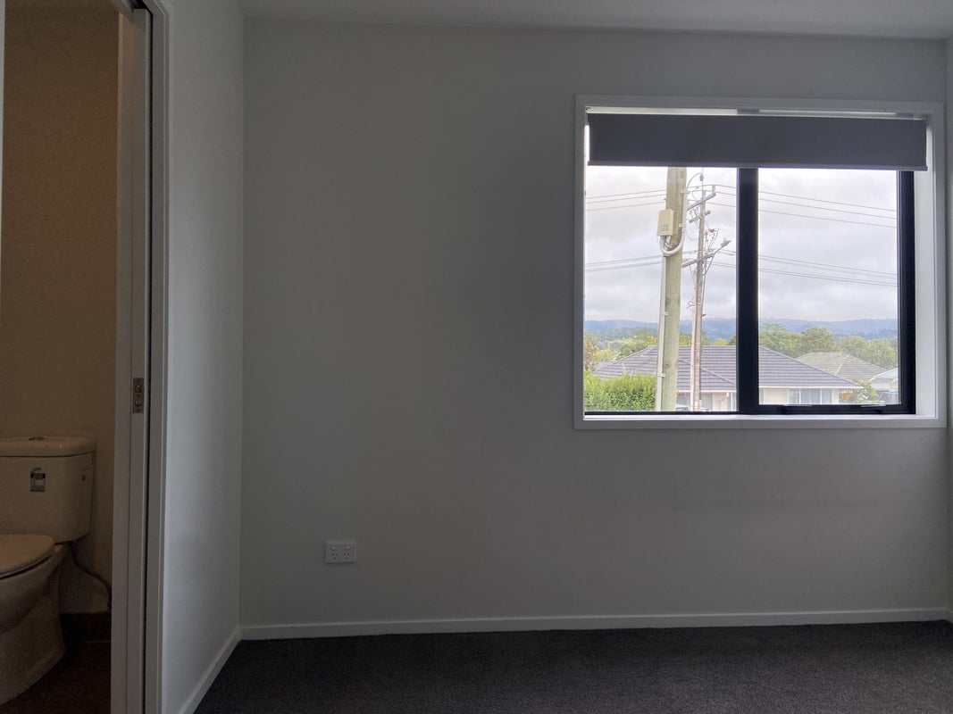 5 Whati Lane, Henderson, Auckland - Carousel 2
