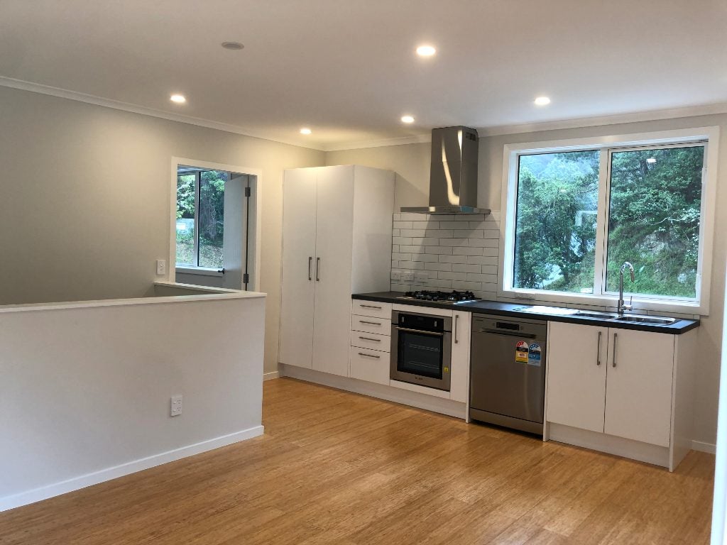 126A Middleton Road, Churton Park, Wellington - Carousel 1