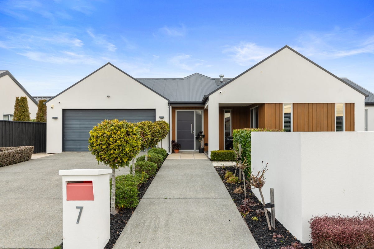 7 Waterstock Way, Marshland, Christchurch City, Canterbury - Carousel 2