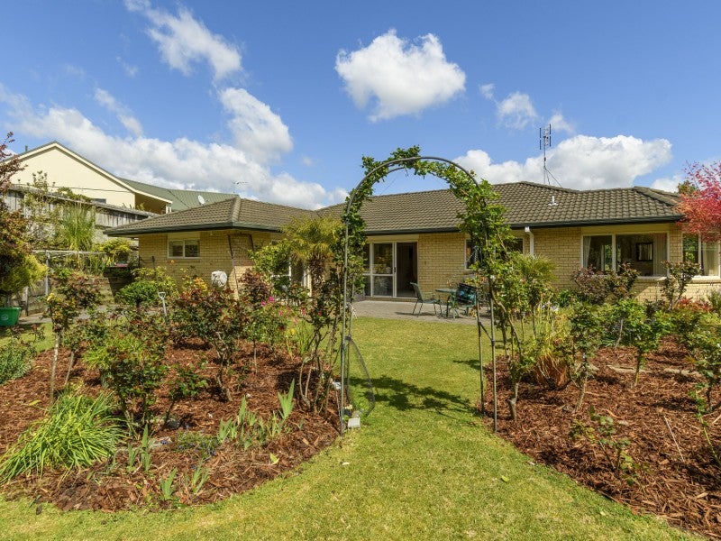 6 Rothesay Lane, Bethlehem, Tauranga - Carousel 18