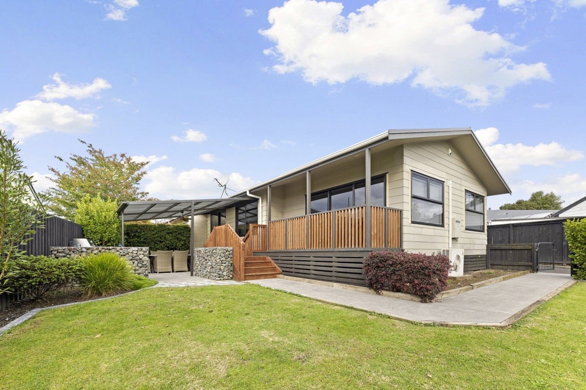 13B REWAREWA STREET, OWHATA, Rotorua - Carousel 1