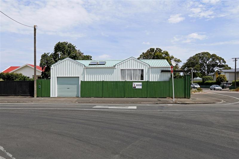 23 Surrey Street, Hawera - Carousel 1