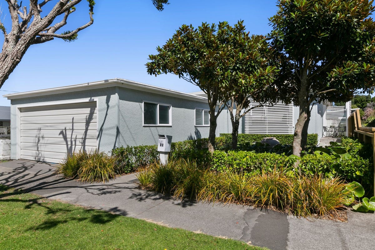 22 Richmond ST, Fitzroy, New Plymouth - Carousel 15