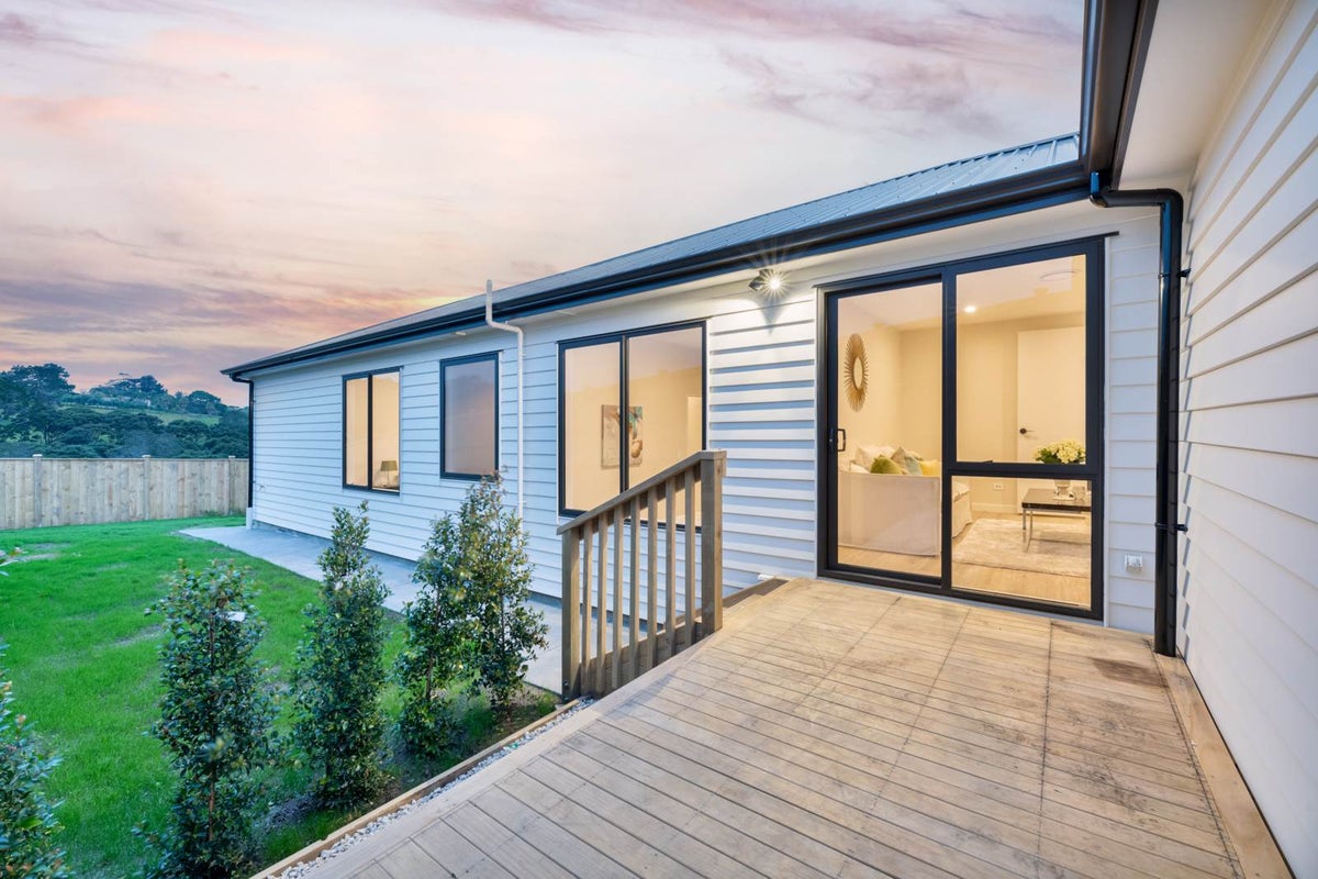 4 Kauri Gum Rise, Swanson, Auckland - Carousel 28