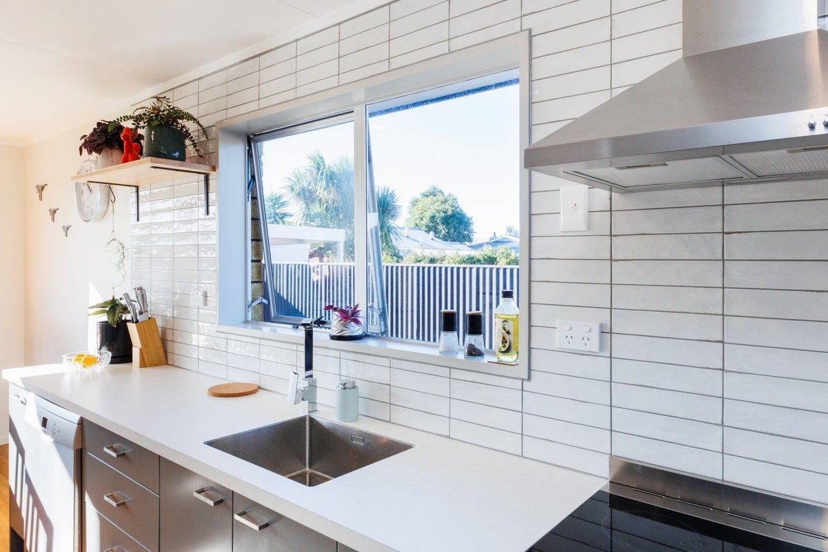 4 Rutland Place, Milson, Palmerston North - Carousel 2