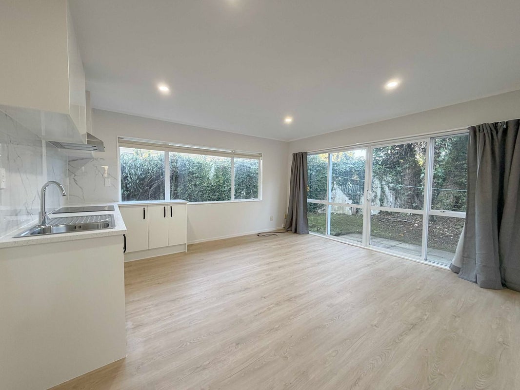 75 Beeston Crescent, Manurewa, Auckland - Carousel 1