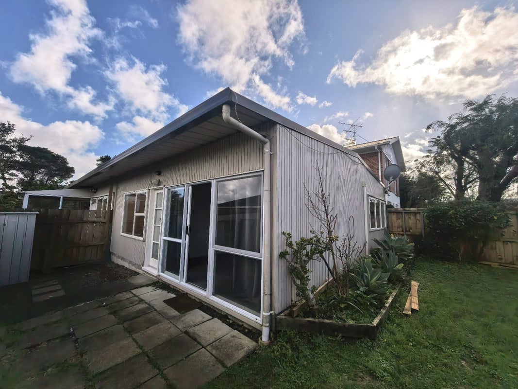 1/21 Thatcher Street, Mission Bay, Auckland - Carousel 1