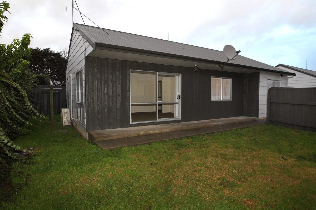 905C Fitzroy Avenue, Mahora, Hastings - Carousel 1