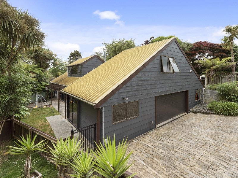 44 Sunnyhills Avenue, Glenview, Hamilton - Carousel 2