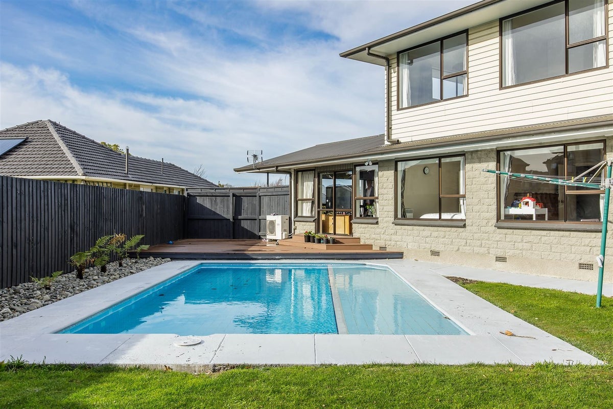 23 Aileen Place, Upper Riccarton, Christchurch - Carousel 21