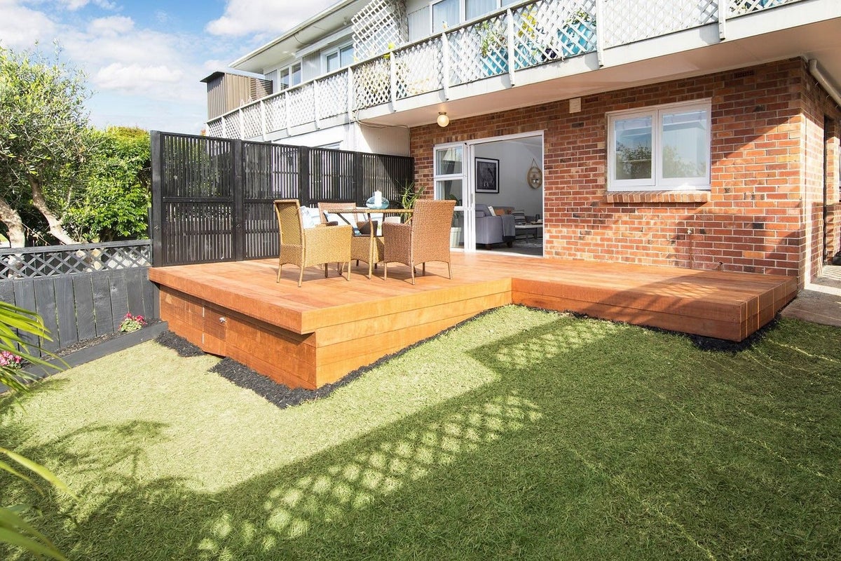 2/56 Gowing Drive, Meadowbank, Auckland - Carousel 1