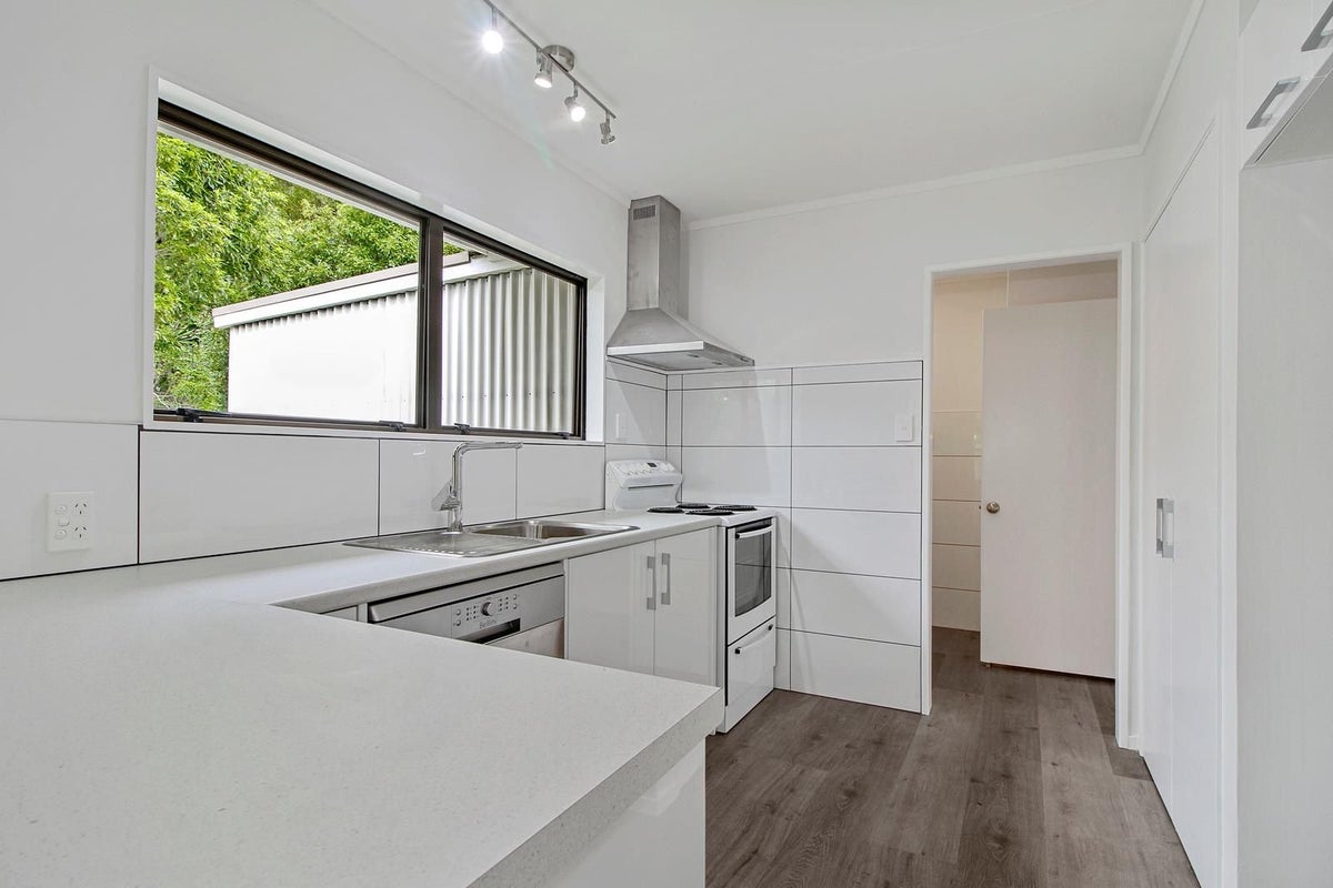 46B Waterford Road, Fitzroy, Hamilton - Carousel 1