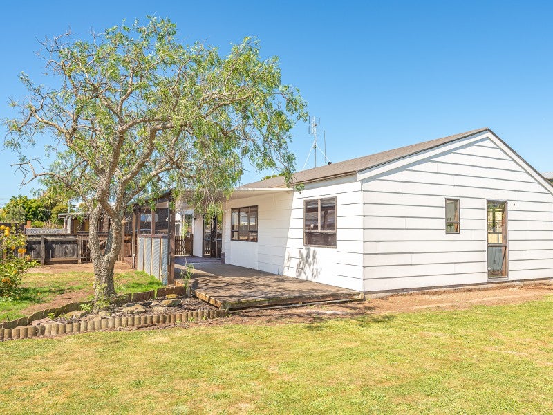 9 Cornwall Road, Springvale, Whanganui - Carousel 1