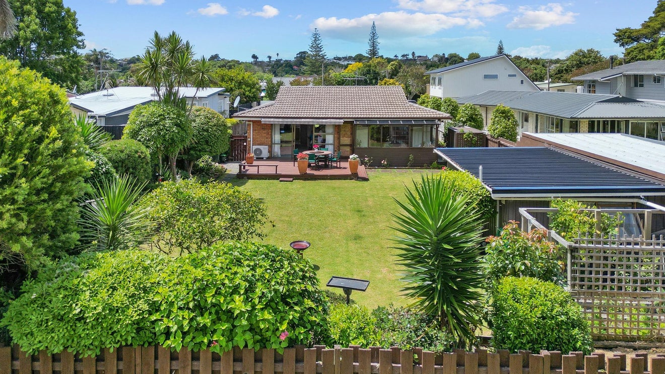 2/58 Ladies Mile, Manly, Whangaparaoa - Carousel 1