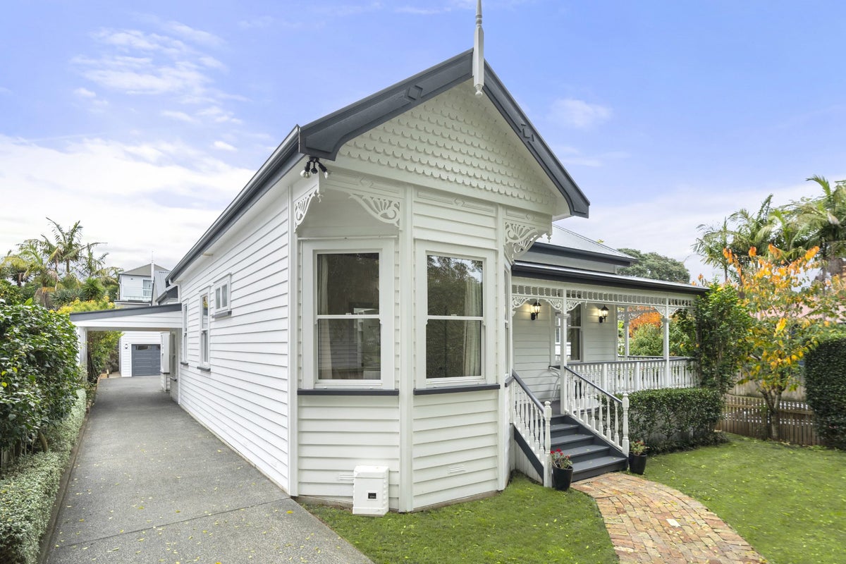 21 Reimers Avenue, Mount Eden, Auckland - Carousel 1