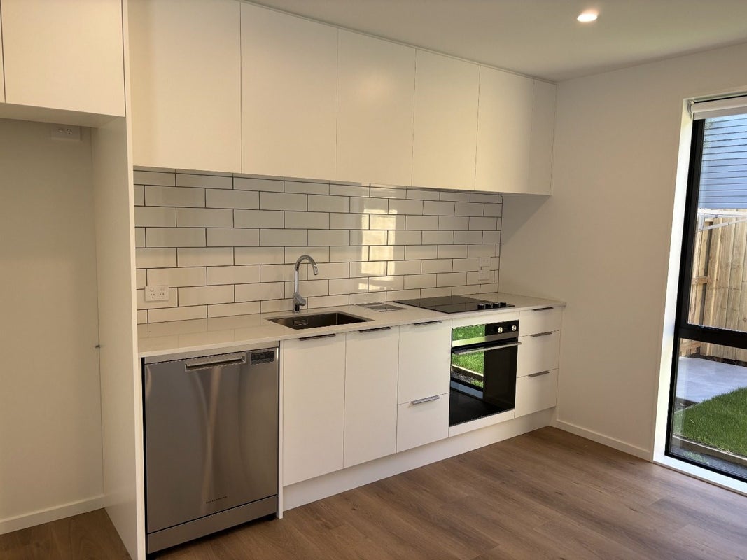 2/9 Chatham Street, Addington, Christchurch - Carousel 2