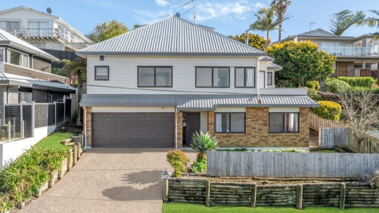2/7 Colmar Road, Mellons Bay, Auckland - Carousel 1