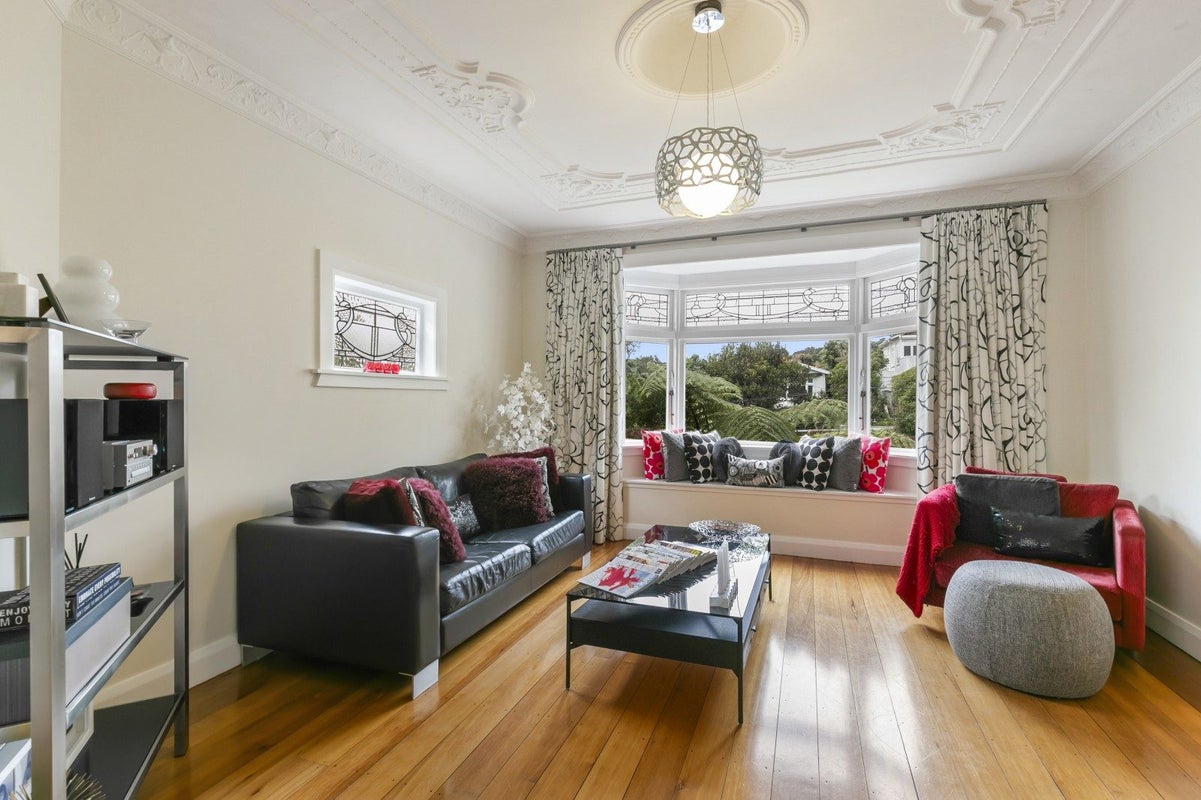 14 Richmond Avenue, Karori, Wellington - Carousel 2