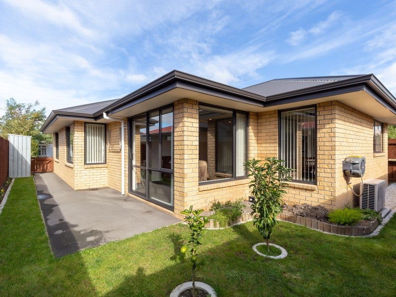 32 Neill Street, Hornby, Christchurch - Carousel 1