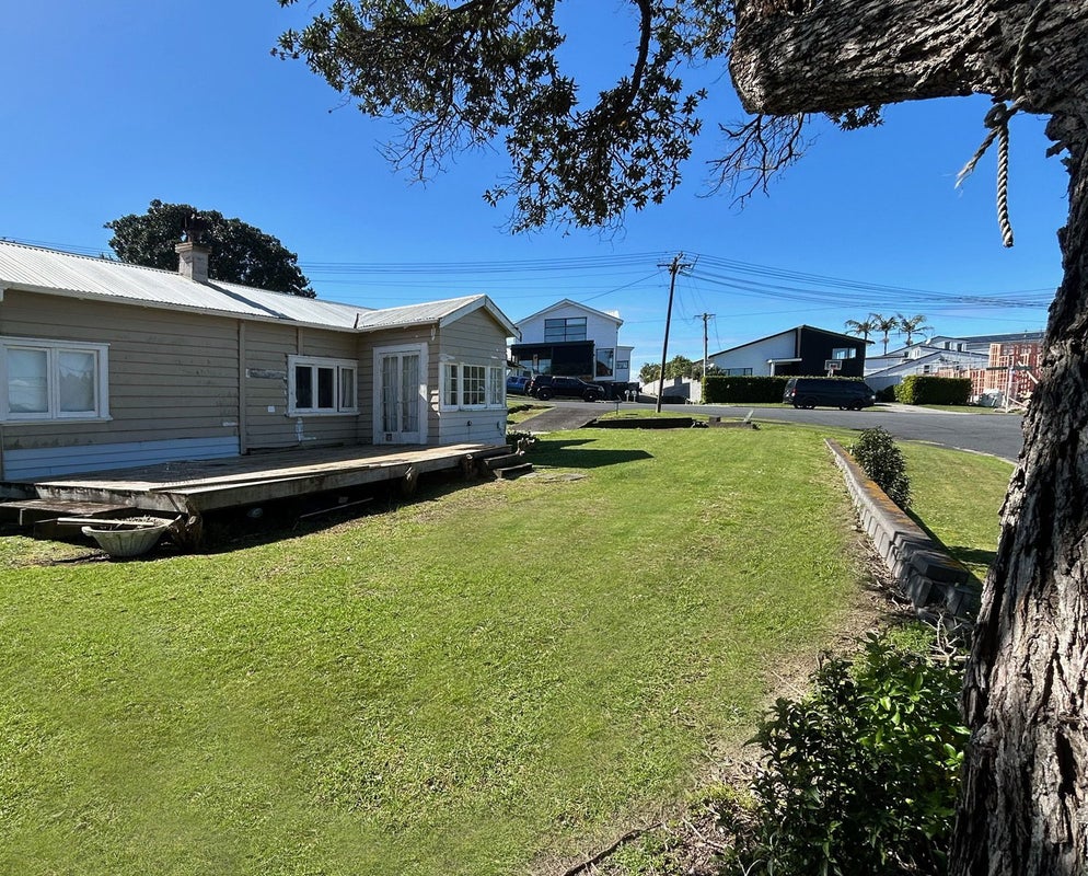 38 Orchard Road, Waiake, Auckland - Carousel 2