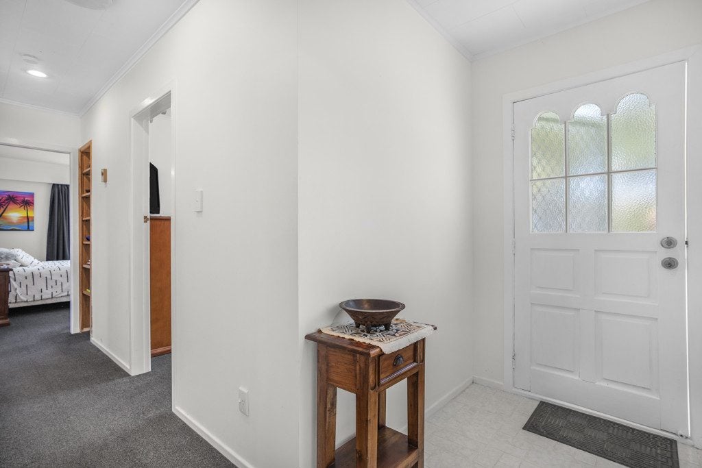 16 Mimihau Grove, Wainuiomata, Lower Hutt - Carousel 2