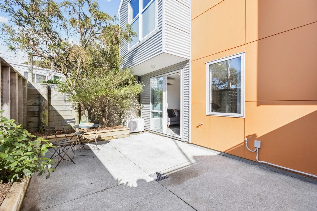 1/2 Quetta Street, Ngaio, Wellington - Carousel 1