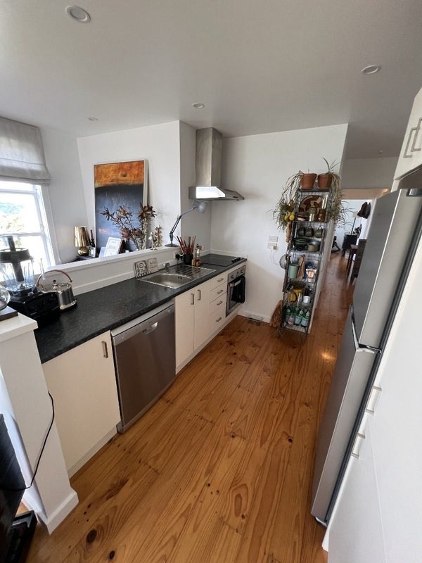 2/89A Grafton Road, Roseneath, Wellington - Carousel 2