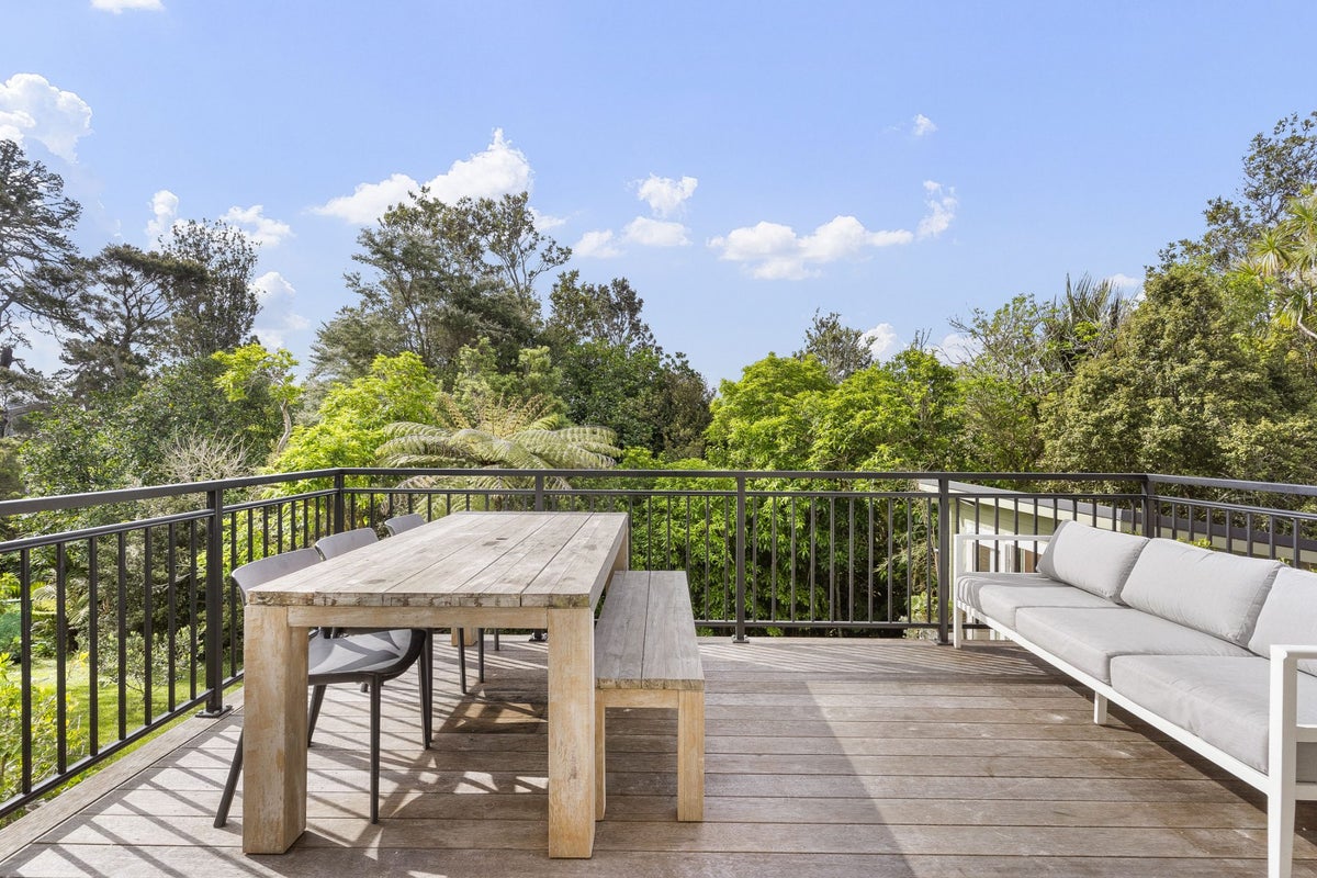 1/21 Capilano Place, Glenfield, Auckland - Carousel 2