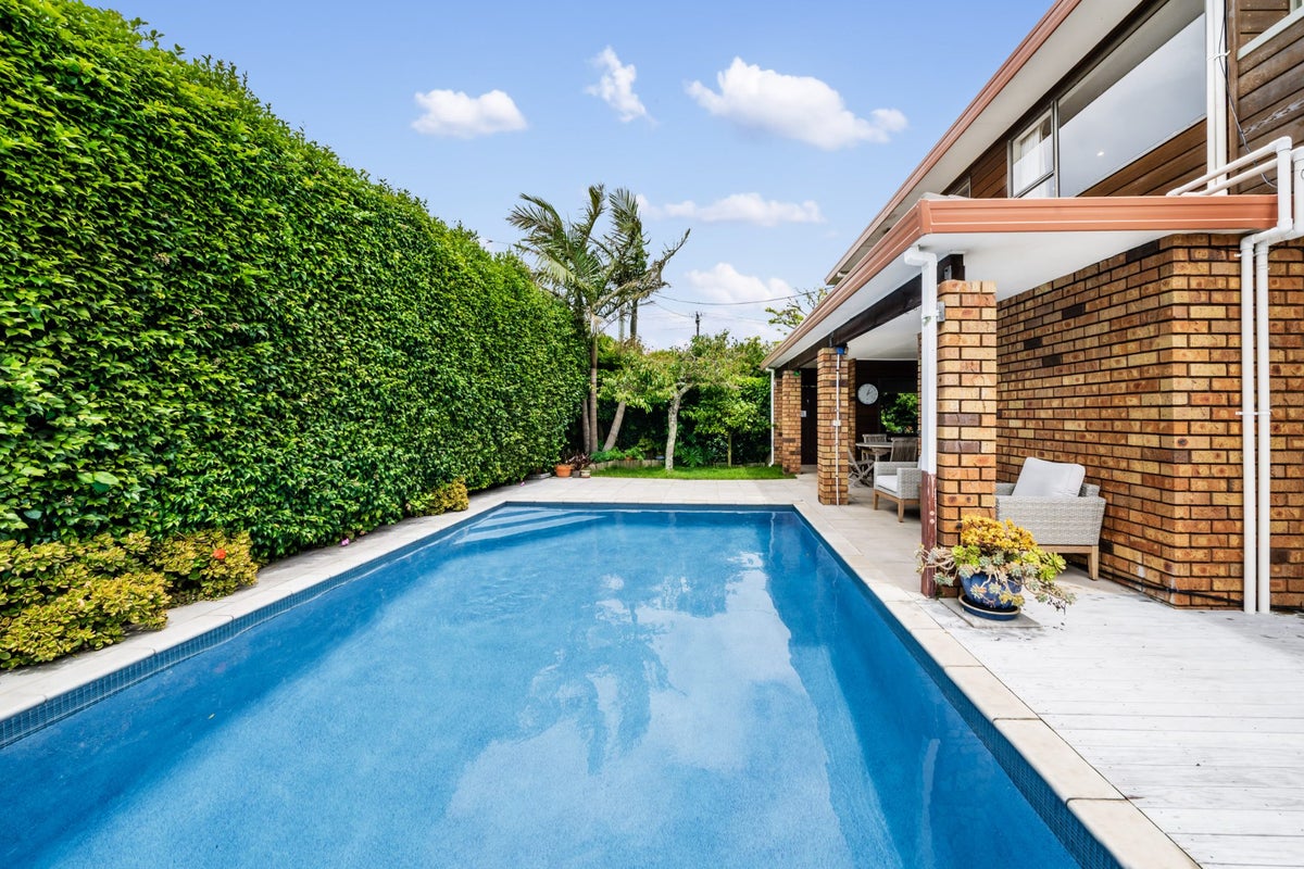 2/38 Browns Bay Road, Rothesay Bay, Auckland - Carousel 2