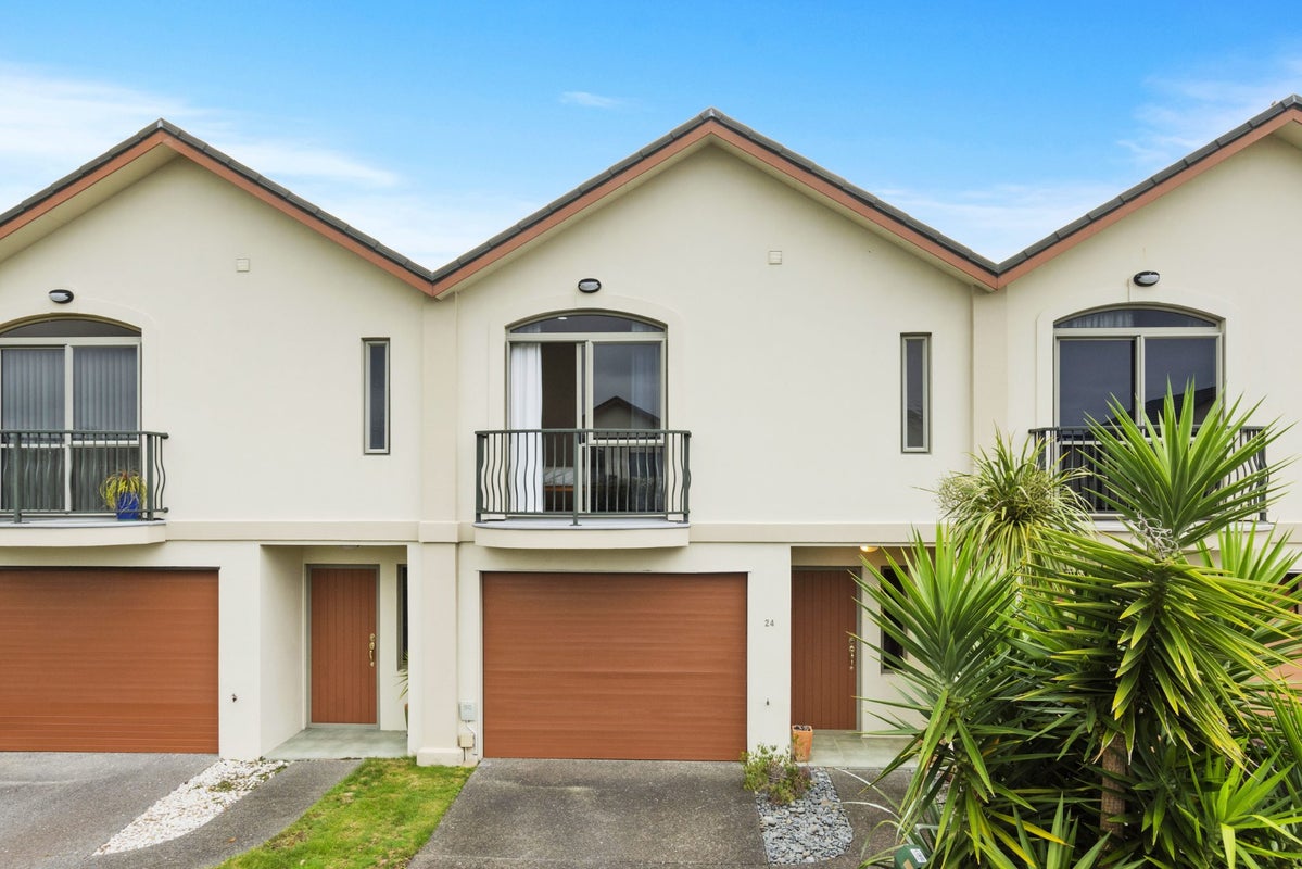 24/200 Papamoa Beach Road, Papamoa Beach, Papamoa - Carousel 1