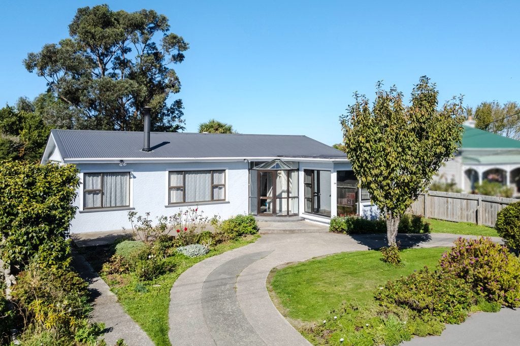 39 Leith Street, Oamaru North, Oamaru - Carousel 1