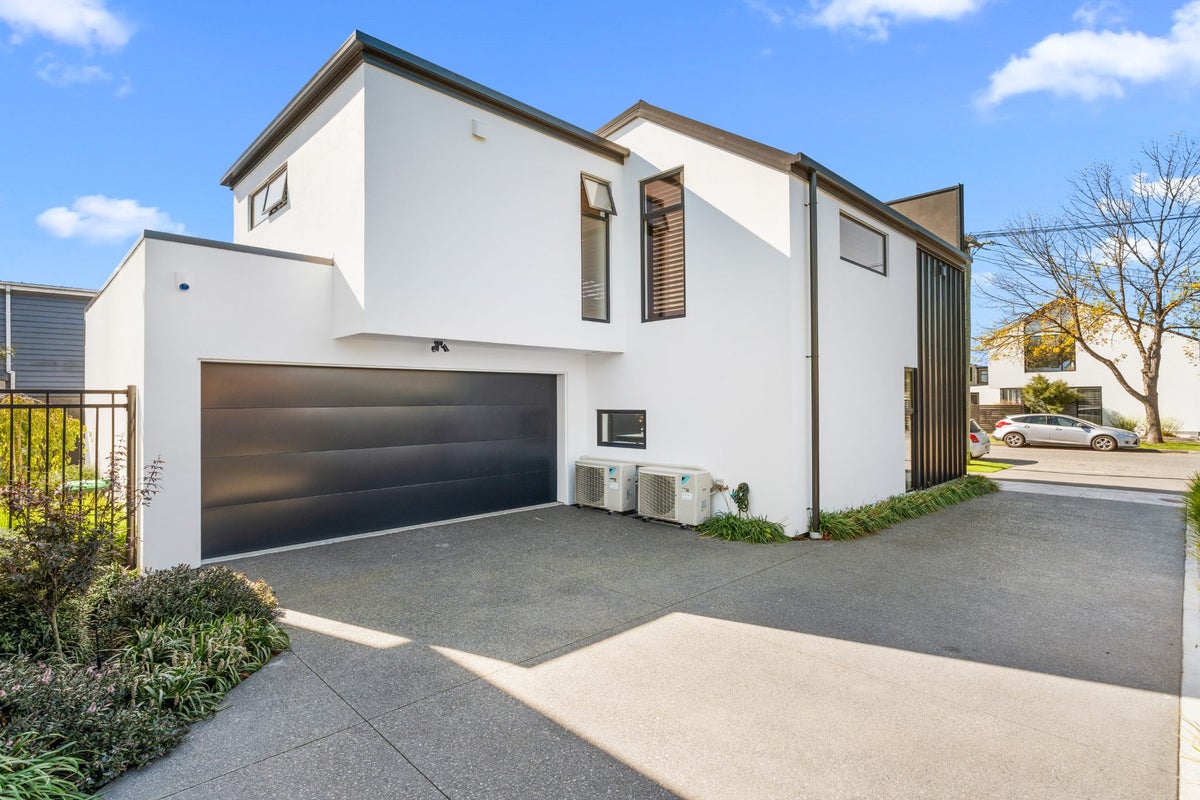 1/69 Bishop Street, St Albans, Christchurch - Carousel 1