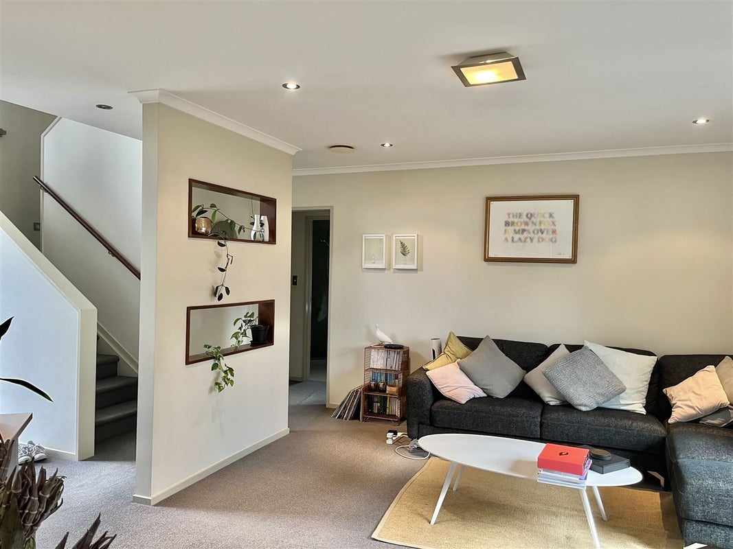 36D Godley Road, Green Bay, Auckland - Carousel 2