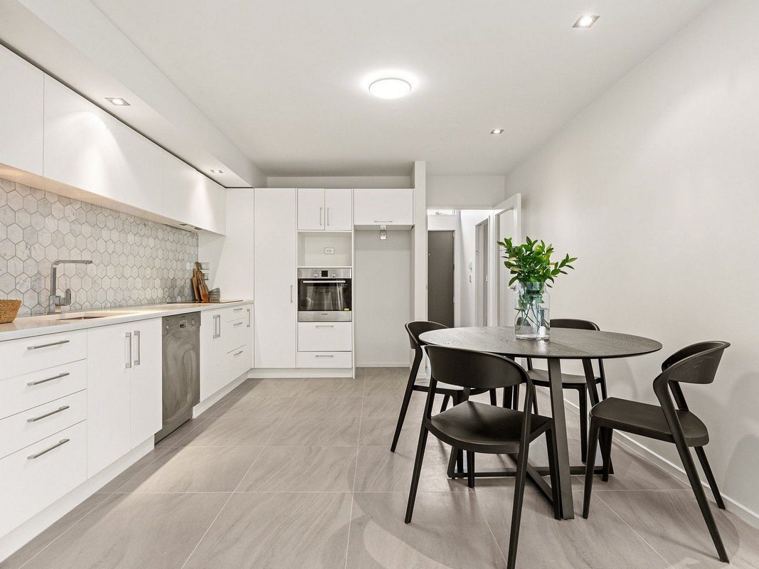 562A Madras Street, St Albans, Christchurch - Carousel 2