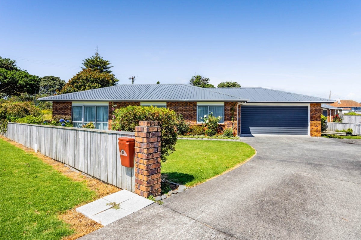 17 McNaughton Street, Waitara, Waitara - Carousel 1