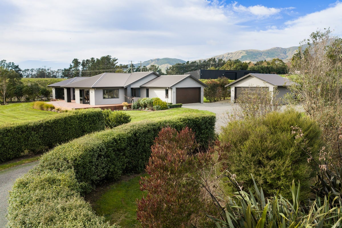 73/67 Albert Road, Tokomaru, Palmerston North - Carousel 50