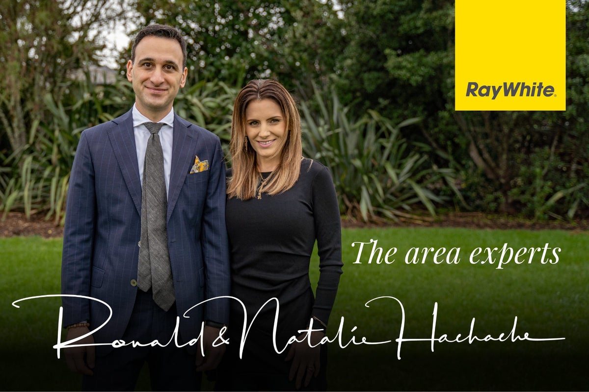 6A Powell Place, Henderson, Auckland - Carousel 23
