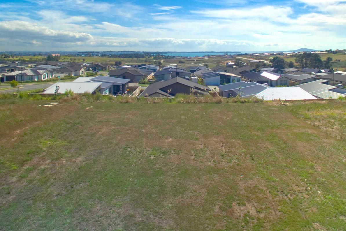 16 Karo Road, Beachlands, Auckland - Carousel 2