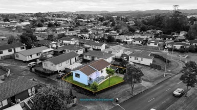 1/71 Luanda Drive, Ranui, Auckland - Carousel 1