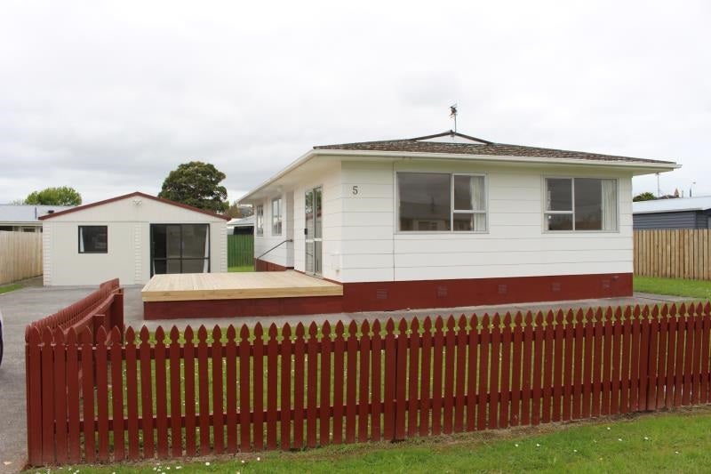 5 Ixia Place, Wiri, Auckland - Carousel 2