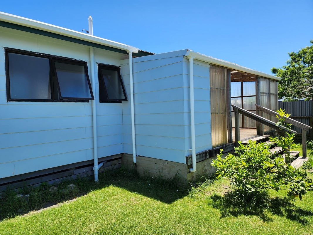 1/88 Main Street, Edgecumbe, Edgecumbe - Carousel 1